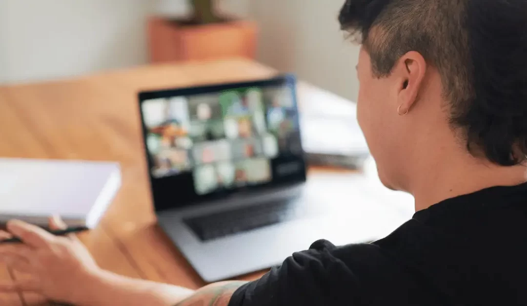 Blended CPR Training: Best of Both Worlds for Busy Professionals